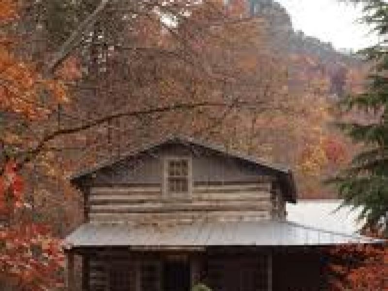 Pilot Knob Inn Bed & Breakfast